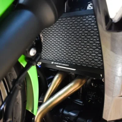 KAWASAKI NINJA 1000SX RADIATOR GUARD
